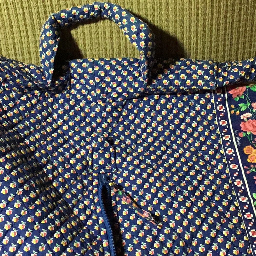 Vera Bradley Garment Bag - Picture 5 of 7